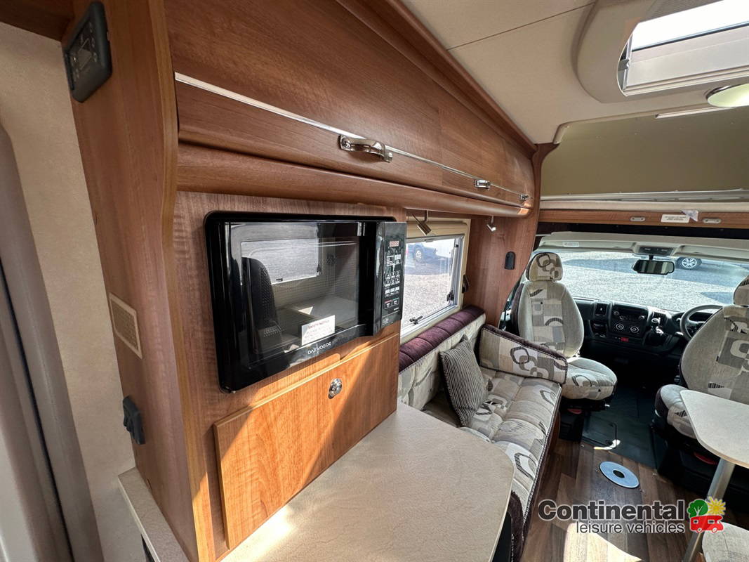 2015 Autosleeper Nuevo For Sale Ros341 45