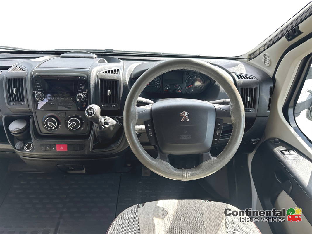 2015 Autosleeper Nuevo For Sale Ros341 9