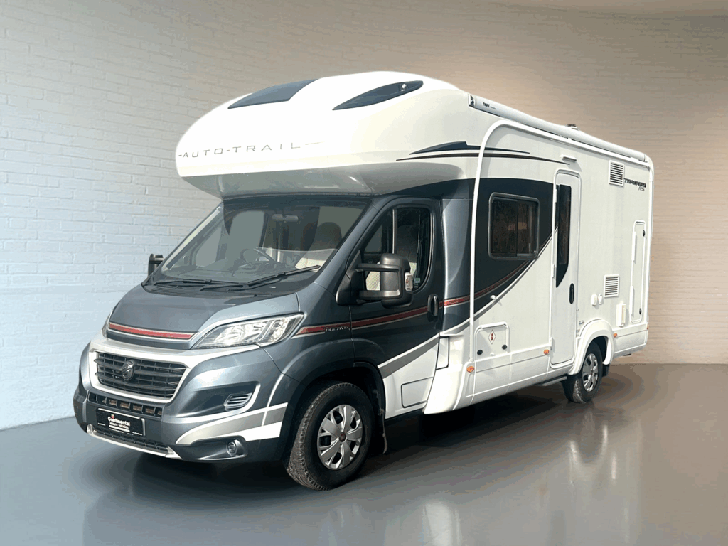 2017 Auto Trail Tracker RS nearside front