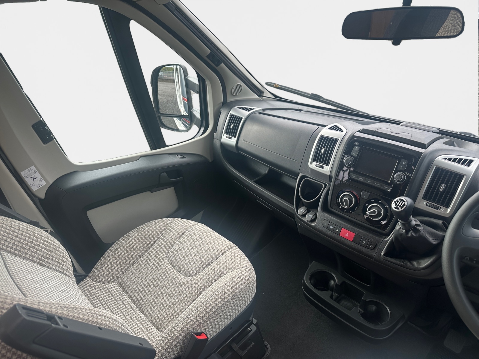 2017 Autotrail Tracker Rs For Sale Uc6171 11