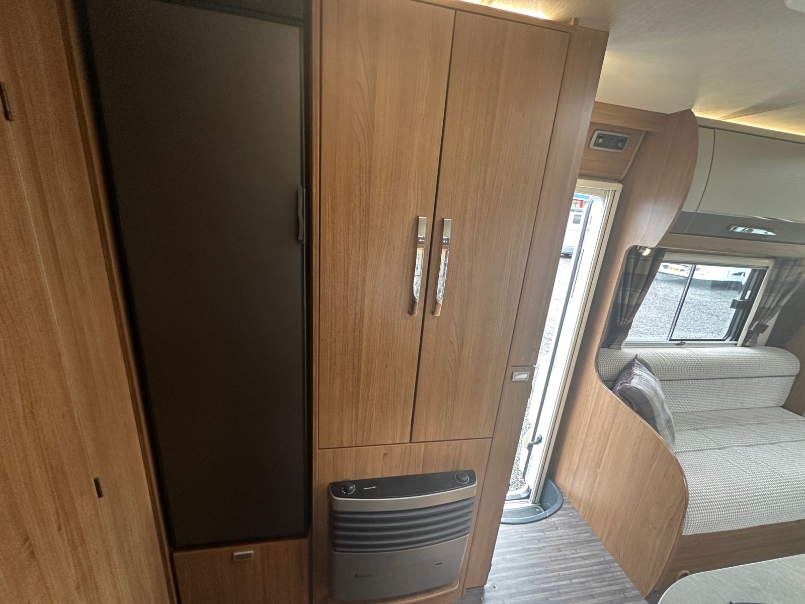 2017 Autotrail Tracker Rs For Sale Uc6171 32