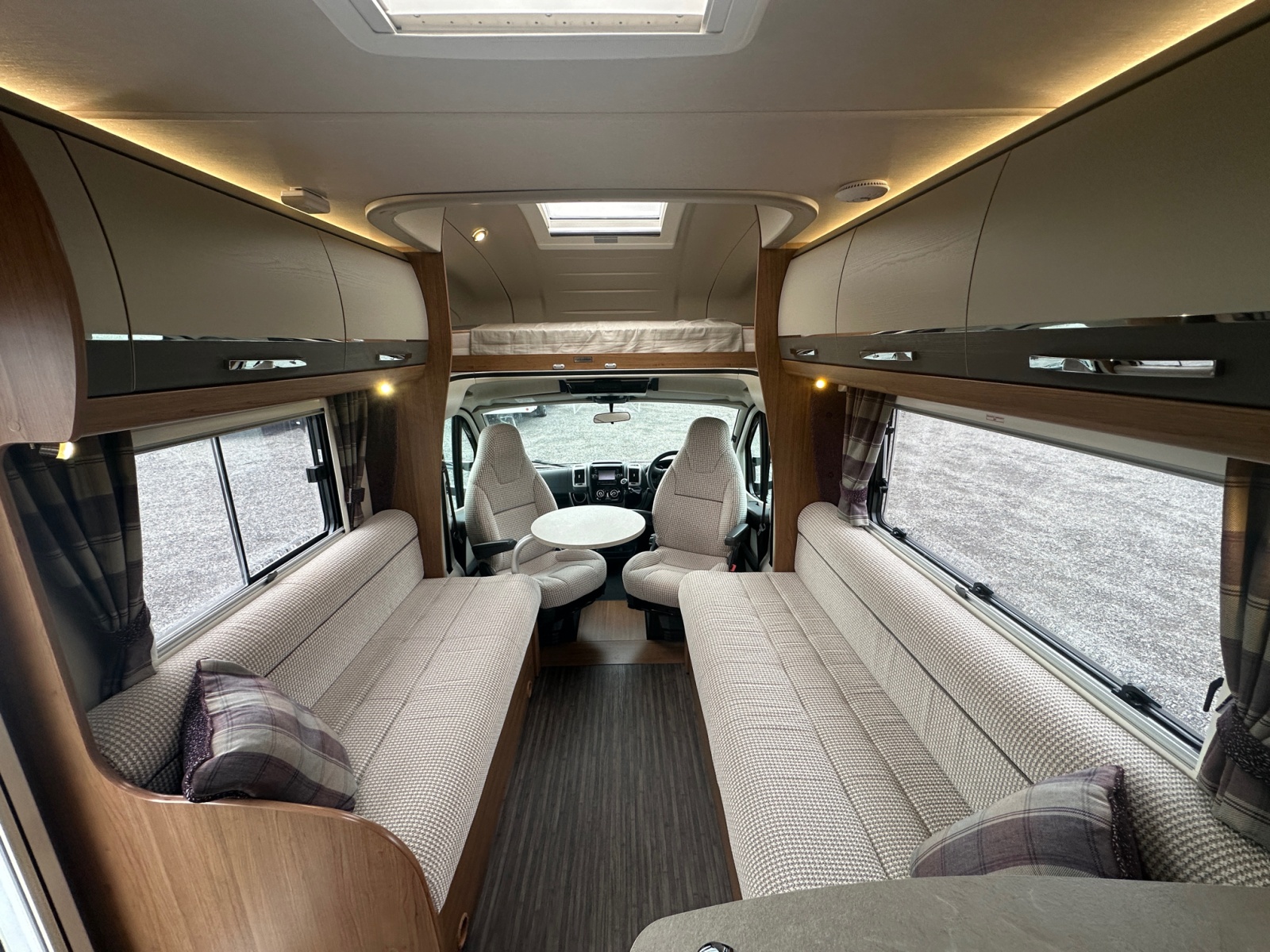 2017 Autotrail Tracker Rs For Sale Uc6171 35