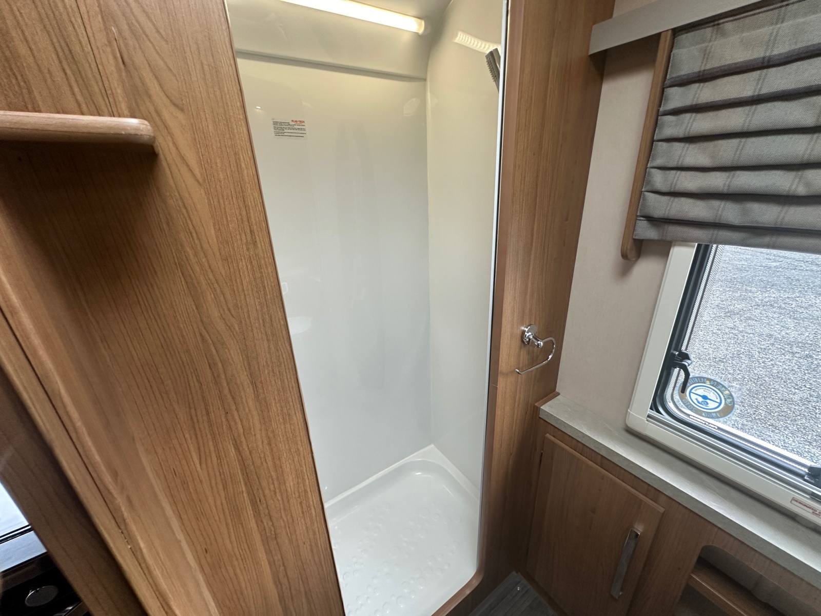 2017 Autotrail Tracker Rs For Sale Uc6171 42