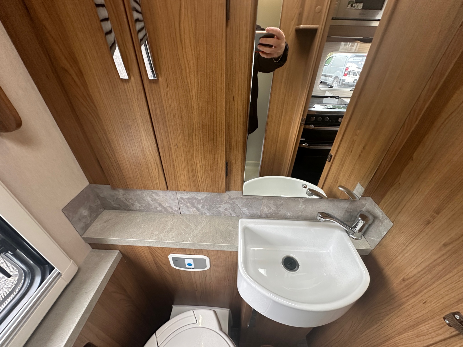 2017 Autotrail Tracker Rs For Sale Uc6171 46