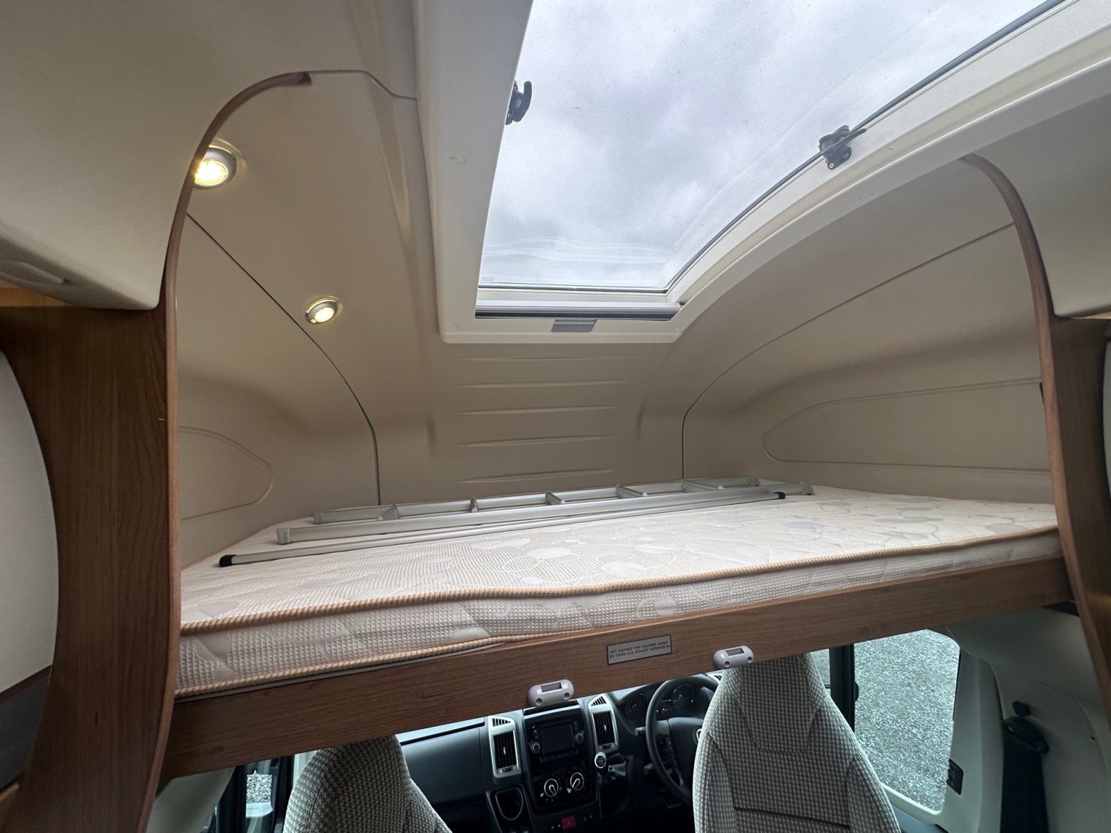 2017 Autotrail Tracker Rs For Sale Uc6171 49