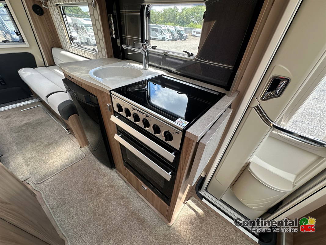 2018 Swift Rio 320 For Sale Uc6245 20