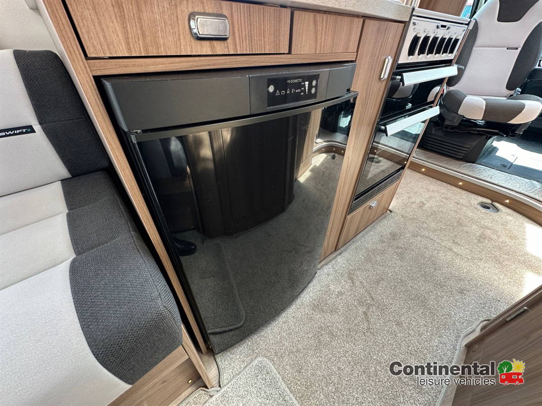 2018 Swift Rio 320 For Sale Uc6245 28