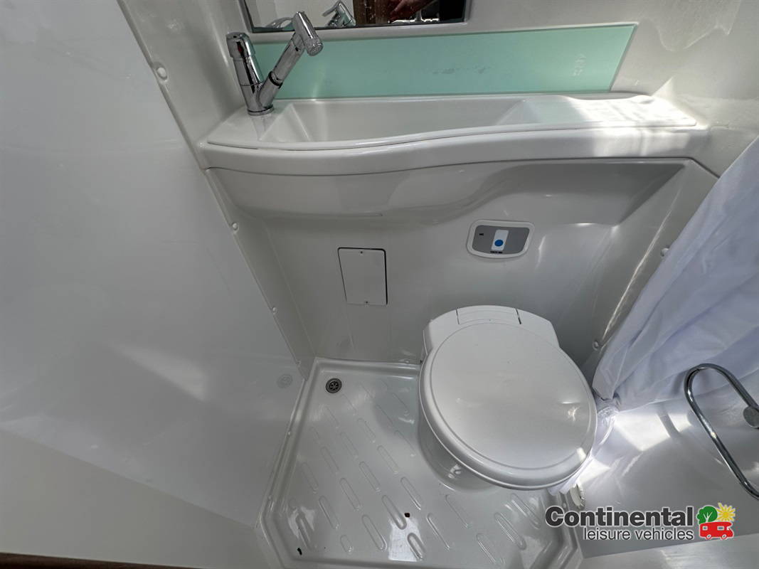 2018 Swift Rio 320 For Sale Uc6245 41