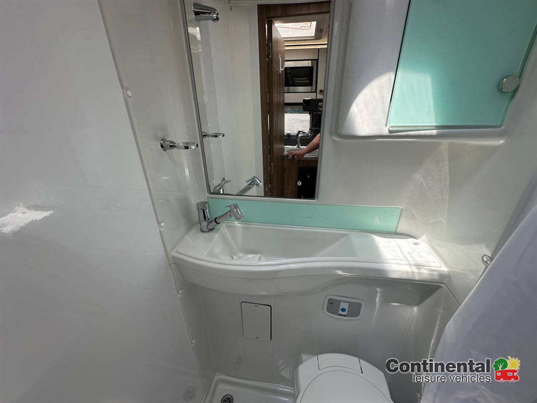 2018 Swift Rio 320 For Sale Uc6245 42