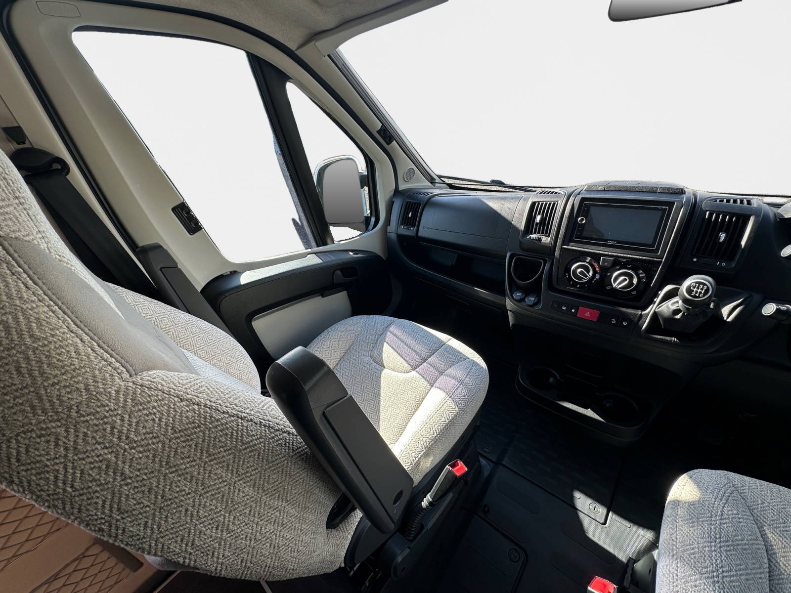 2019 Auto Trail V Line 634 Sport For Sale ROS370 13