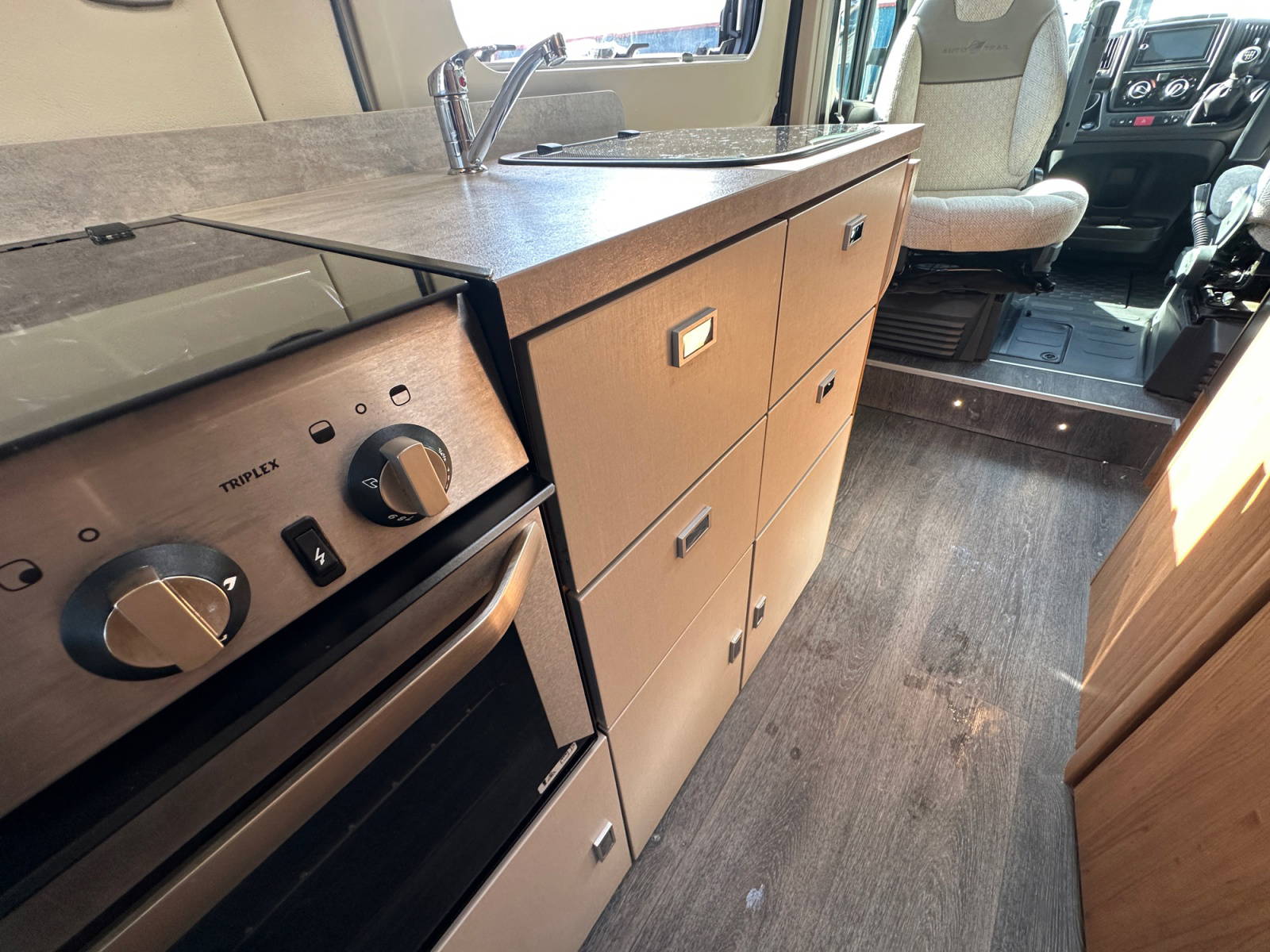 2019 Auto Trail V Line 634 Sport For Sale ROS370 24