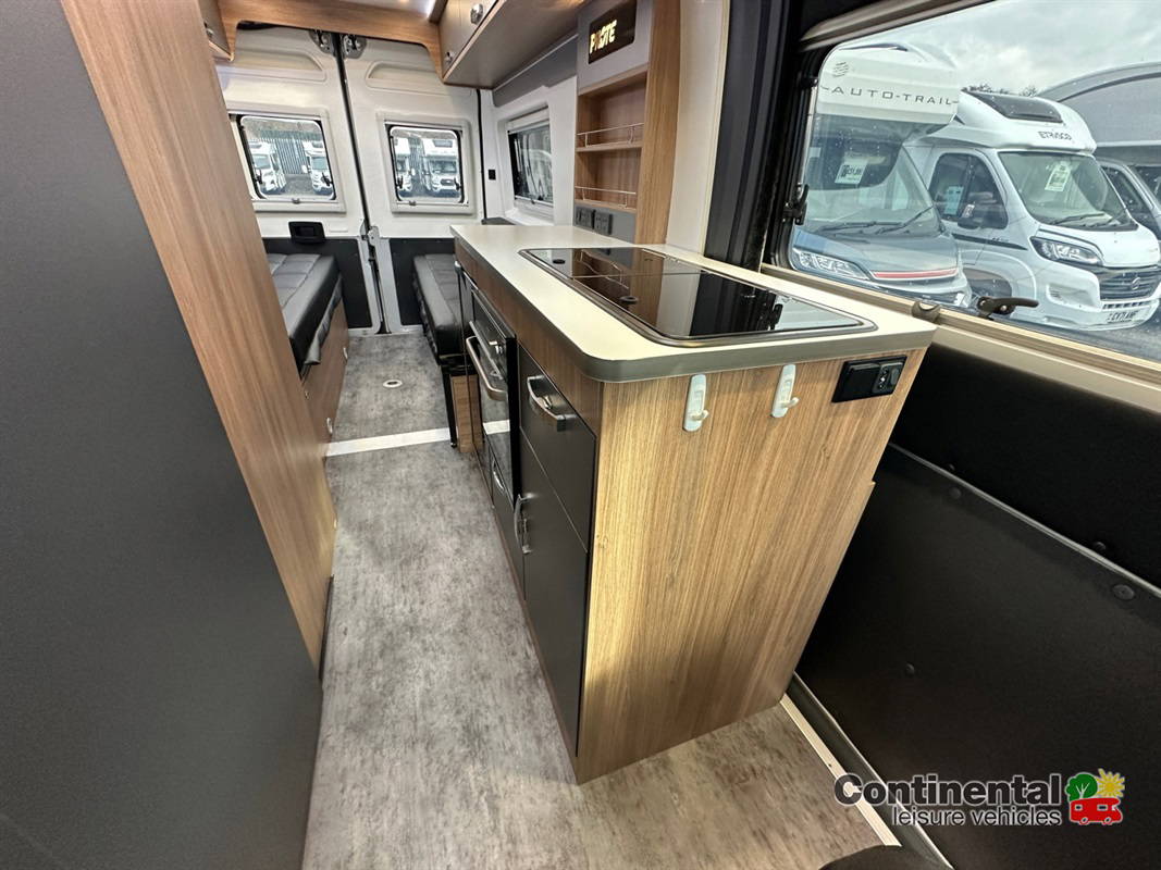 2022 Pilote V630 LG Van For Sale UC6207 16