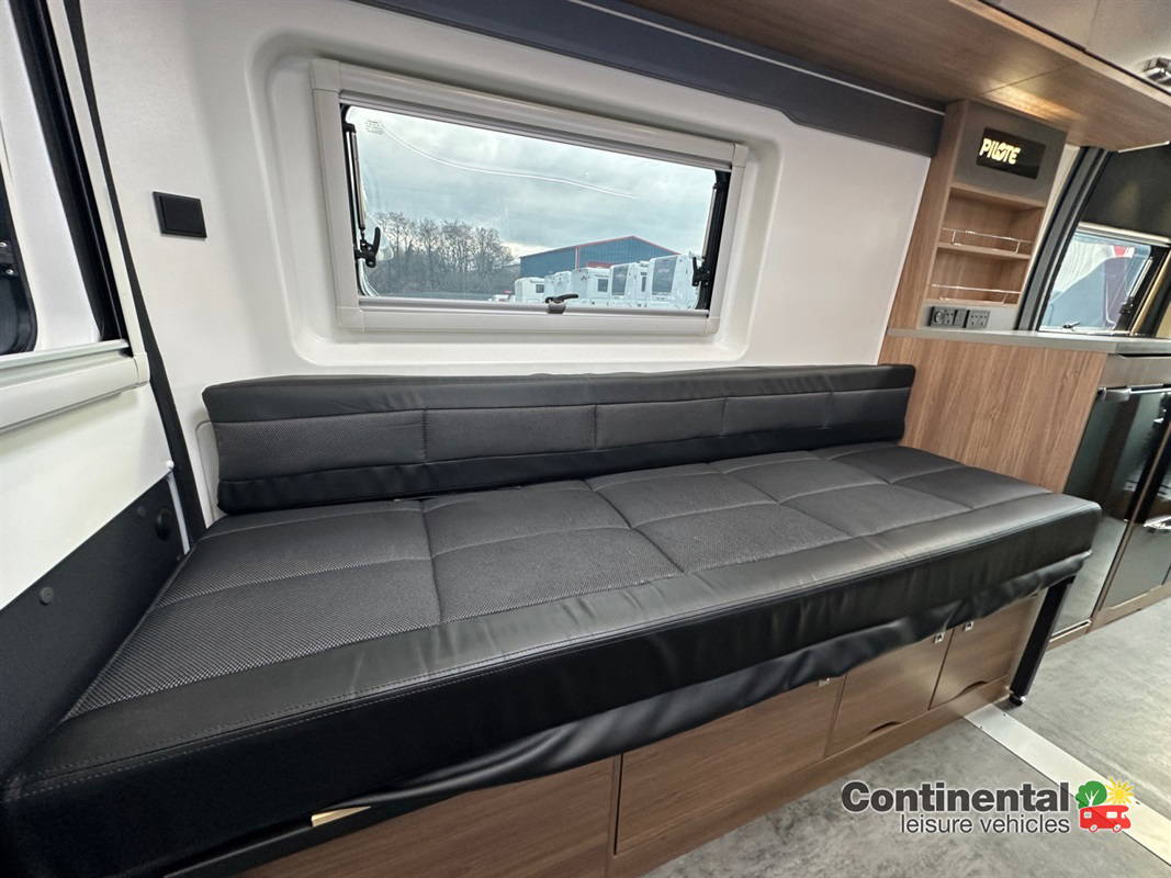 2022 Pilote V630 LG Van For Sale UC6207 29