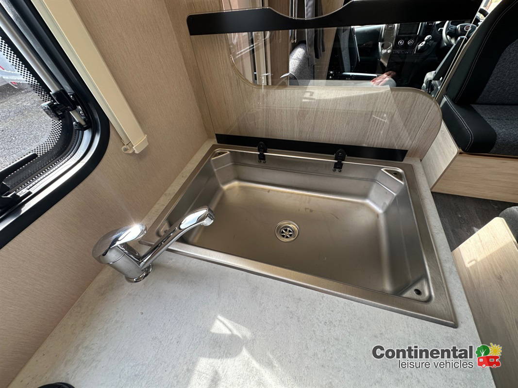 2023 Autotrail Expedition C73 For Sale Uc6212 23