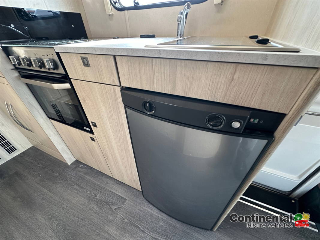2023 Autotrail Expedition C73 For Sale Uc6212 36