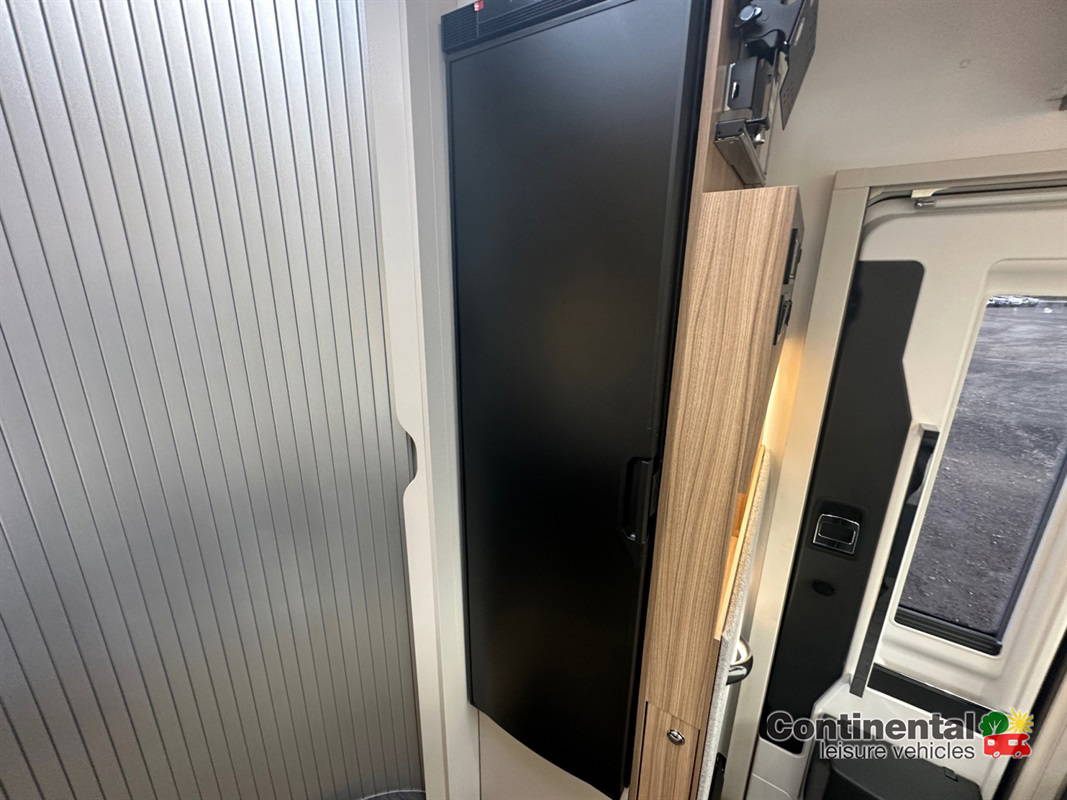 2025 Bailey Adamo 69 4 For Sale Bm5189 35