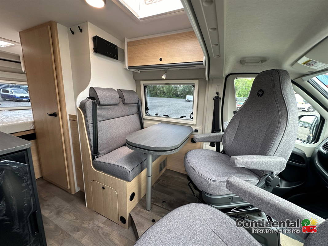 2025 Sunlight Cliff 600 For Sale Su5223 52