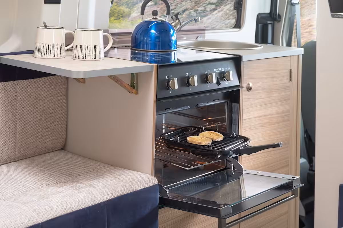 2983 Endeavour Kitchen Stove