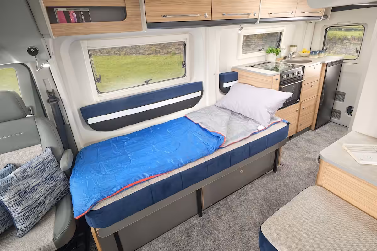 Endeavour B63 Single Bed
