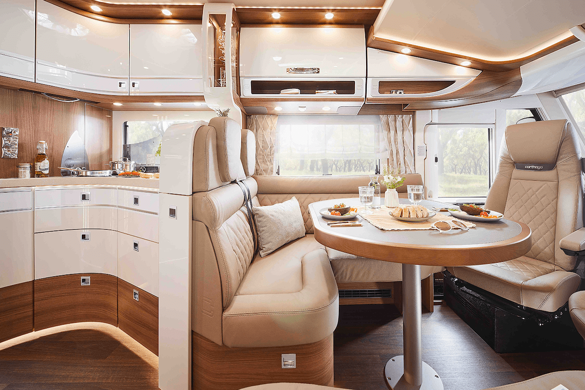 Chic E Line Interior