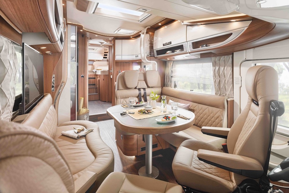 Chic S Plus Interior