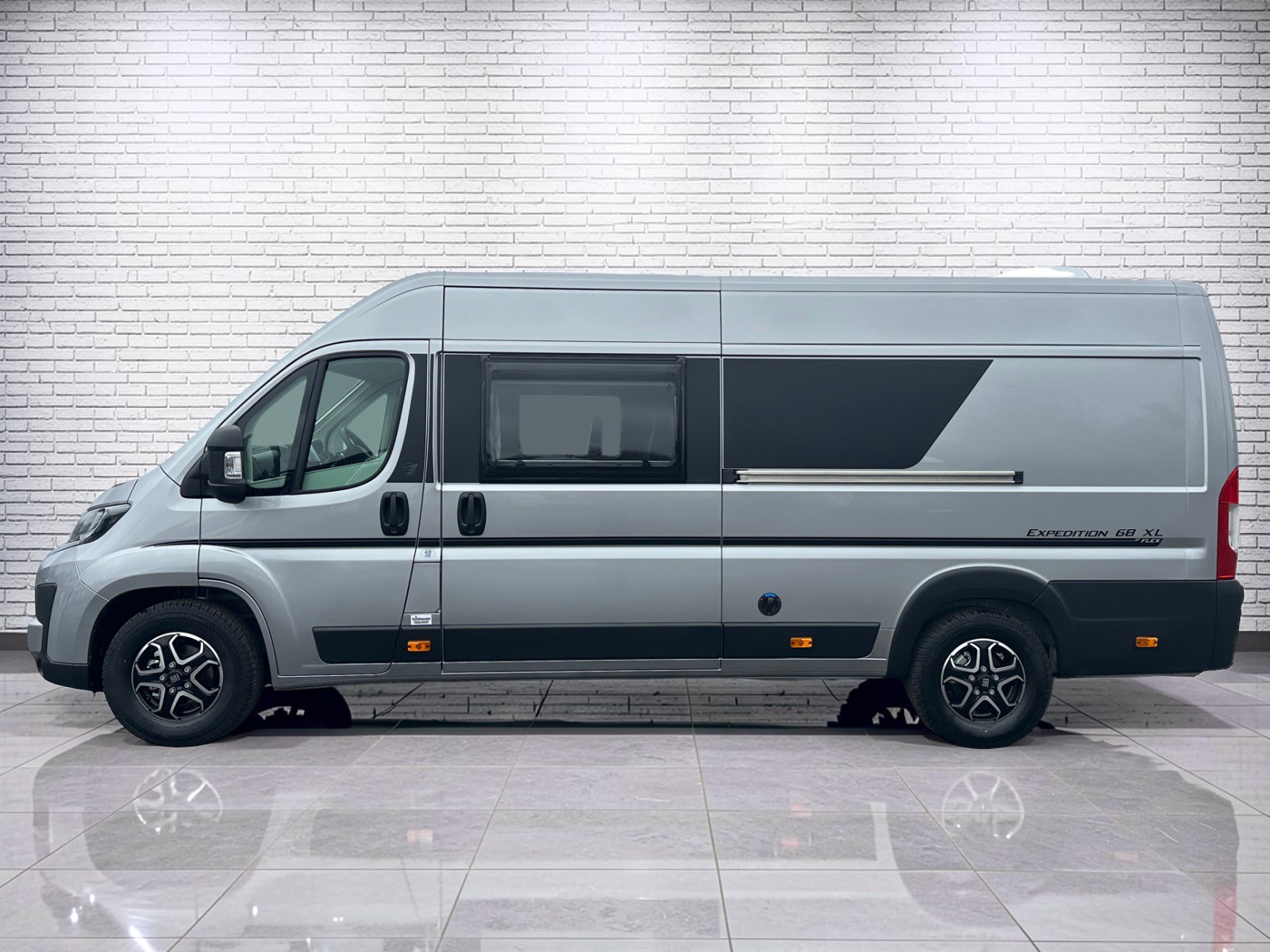 2026 Autotrail Expedition 68XL Flex For Sale AT5330 1