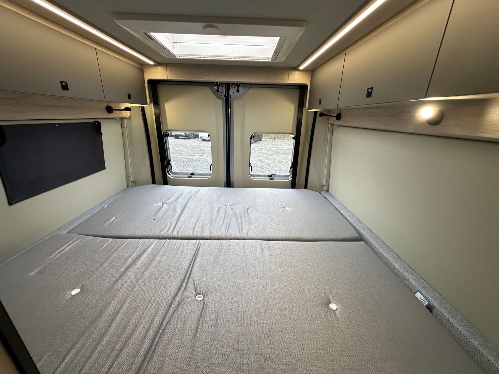2026 Autotrail Expedition 68XL Flex For Sale AT5330 36