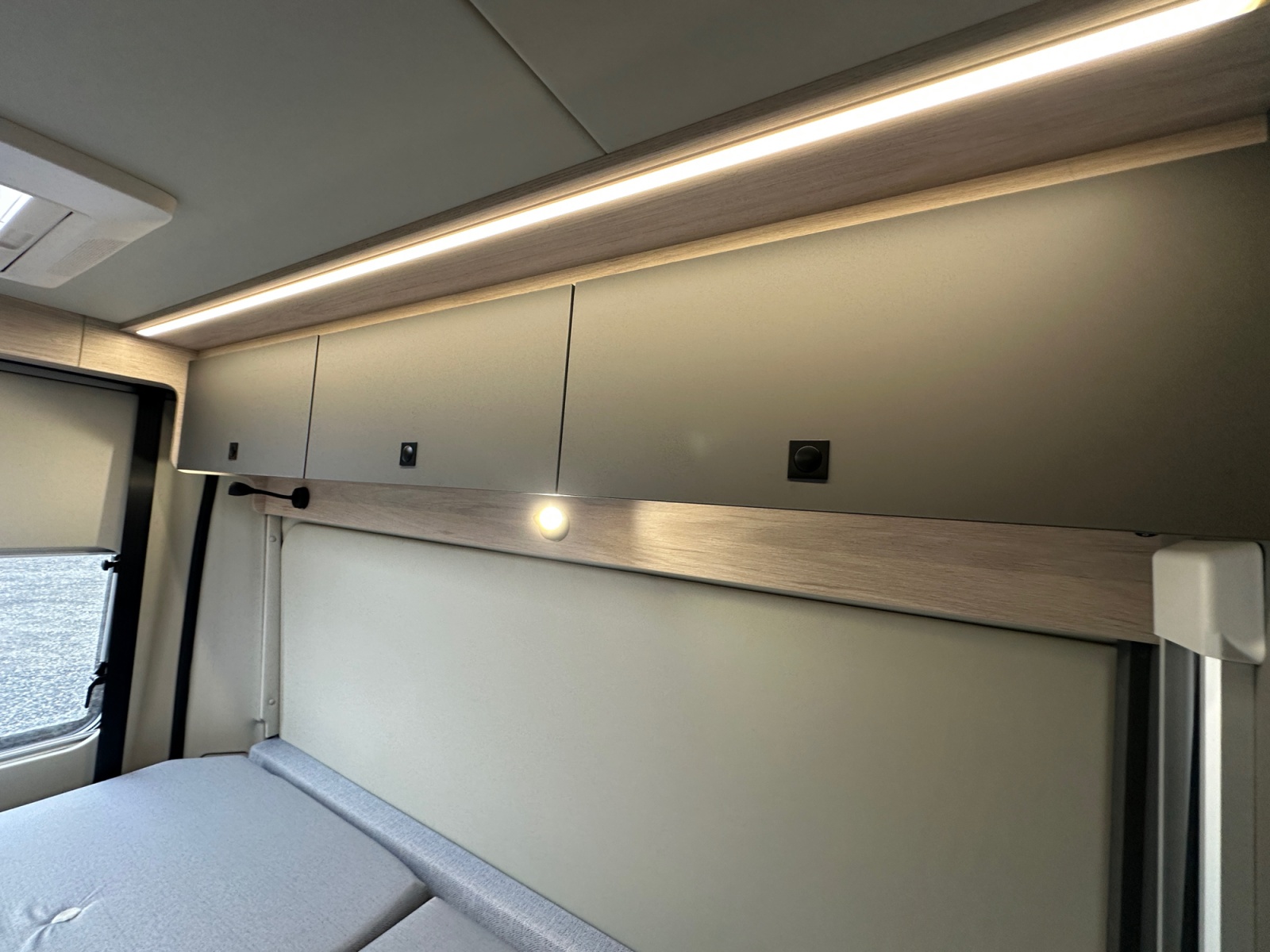 2026 Autotrail Expedition 68XL Flex For Sale AT5330 37