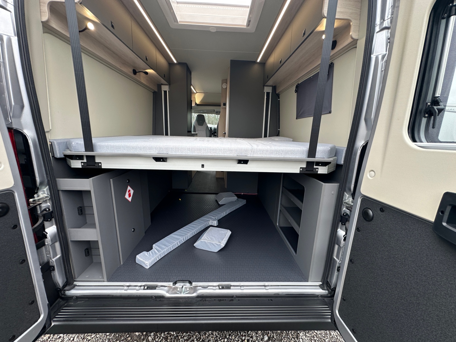 2026 Autotrail Expedition 68XL Flex For Sale AT5330 39