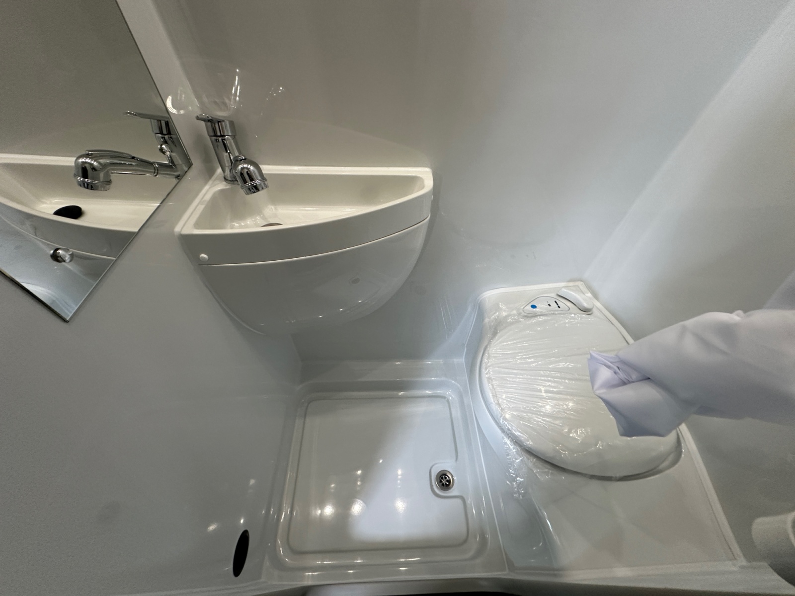 2026 Autotrail Expedition 68XL Flex For Sale AT5330 49