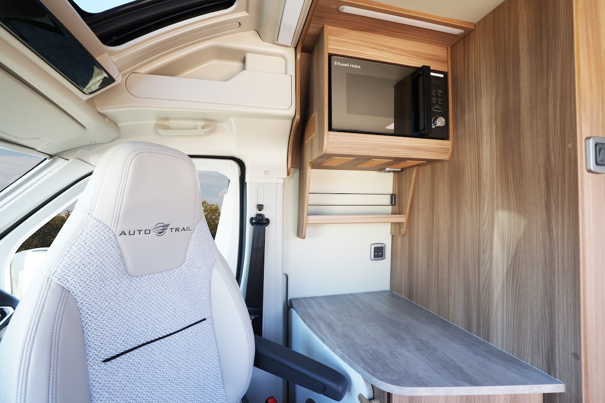 2026 V Line Sport Campervan Continental