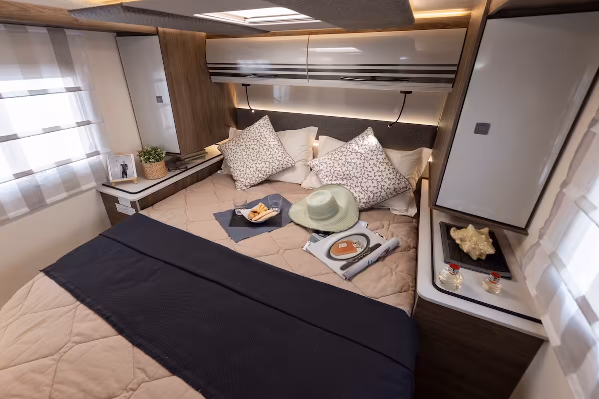 Pegaso Interior Continental V1