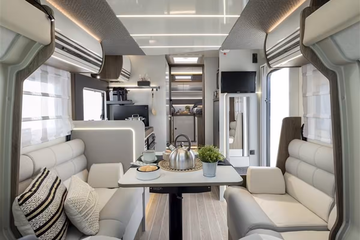 T Line Interior Continental V1
