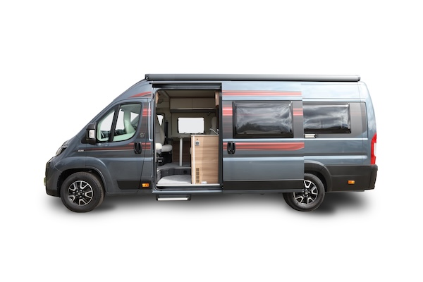 V Line SE 2026 Exterior