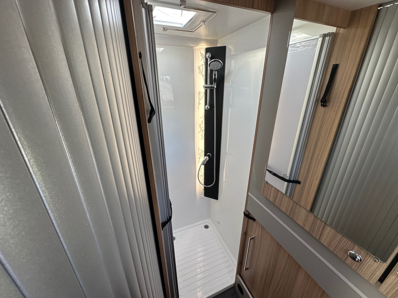 2026 Bailey Adamo 69 4 For Sale BM5301 59