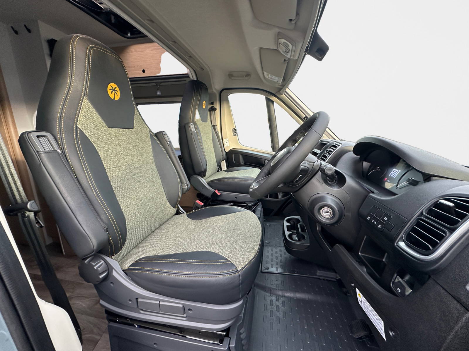2026 Sunlight Cliff 600 RT In Lanzarote For Sale SU5303 13