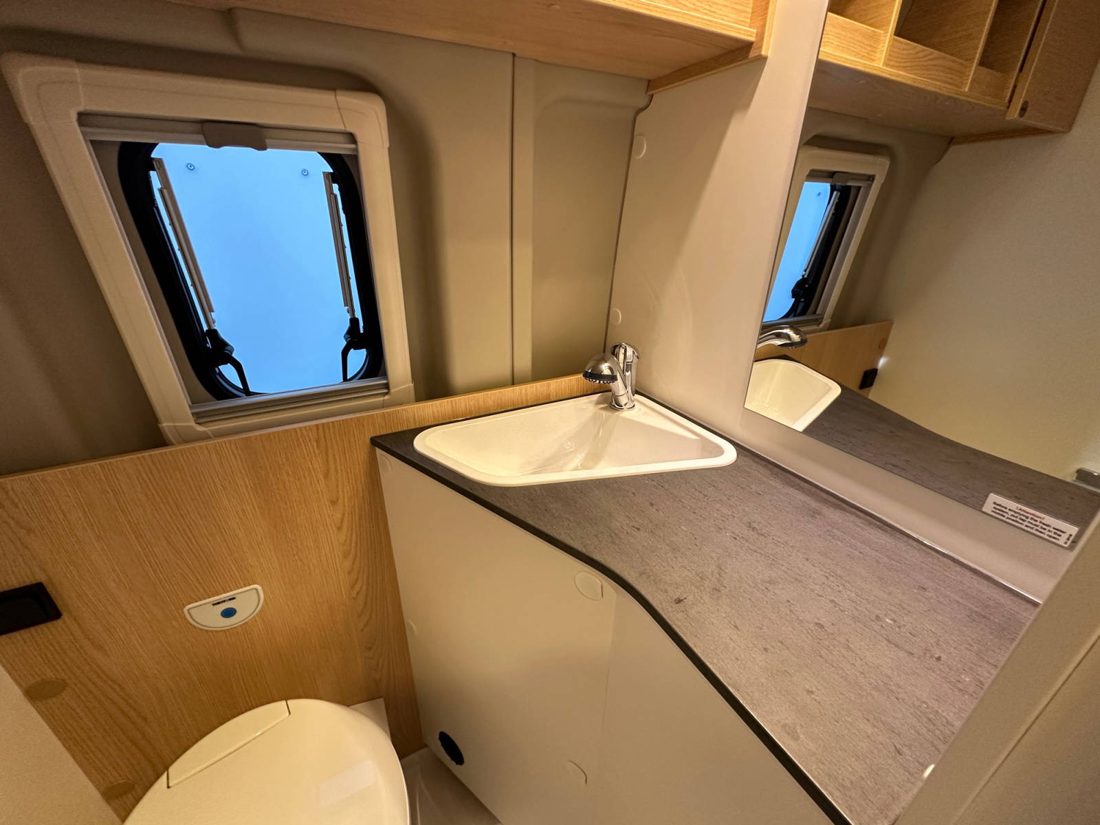 2026 Sunlight Cliff 600 RT In Lanzarote For Sale SU5303 52