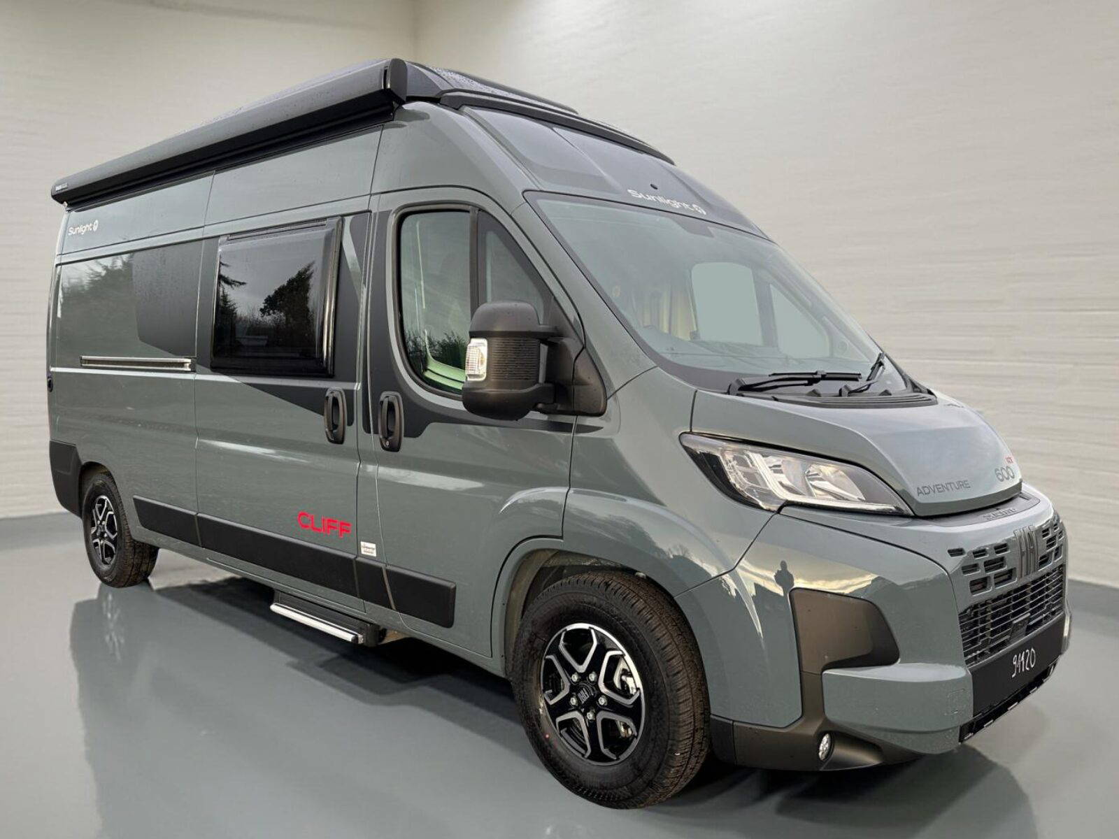 2026 Sunlight Cliff 600 RT In Lanzarote For Sale SU5303 7