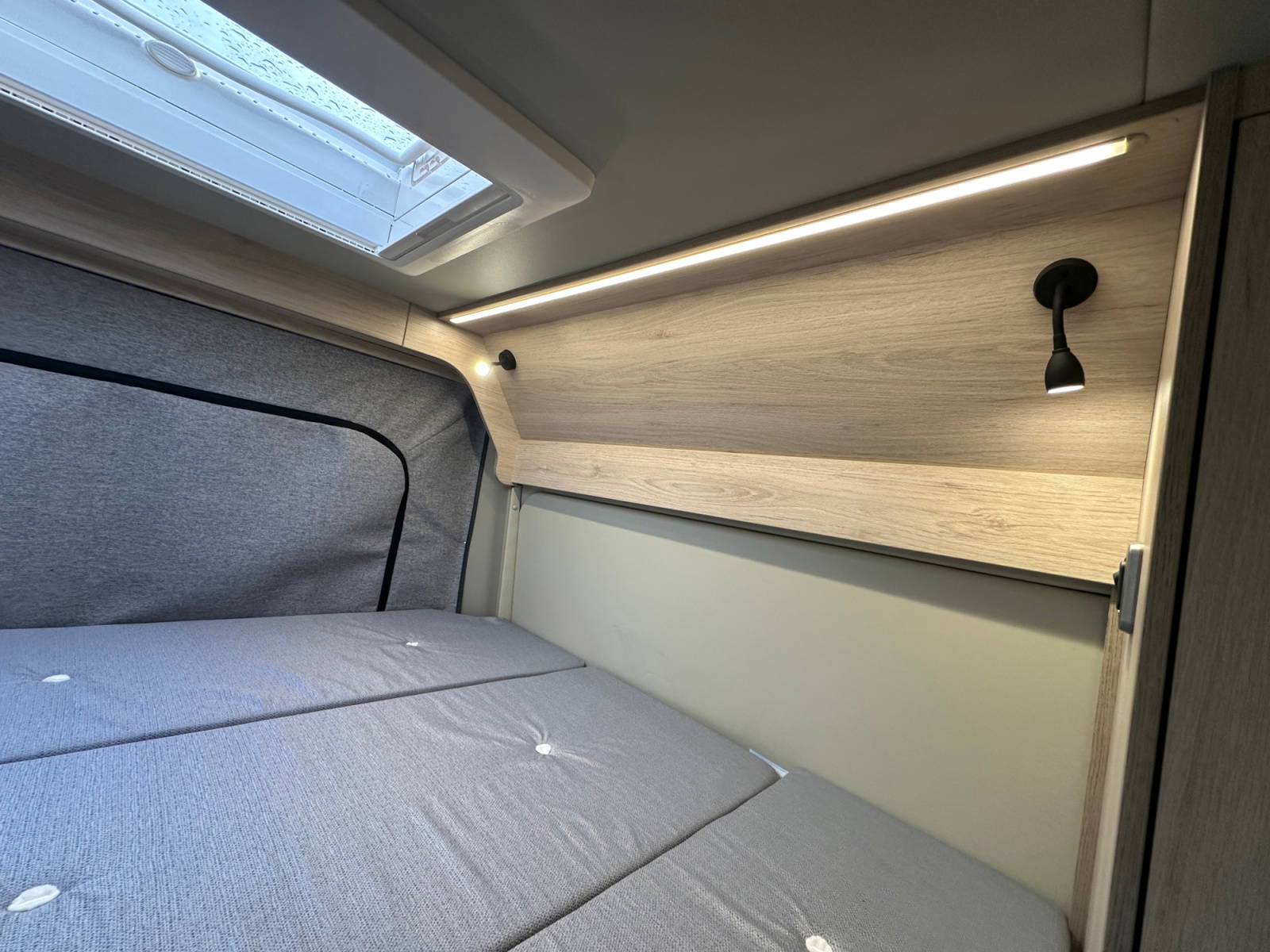 2026 Autotrail Expedition 68 For Sale AT5322 11