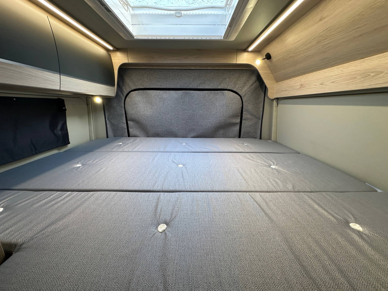 2026 Autotrail Expedition 68 For Sale AT5322 12