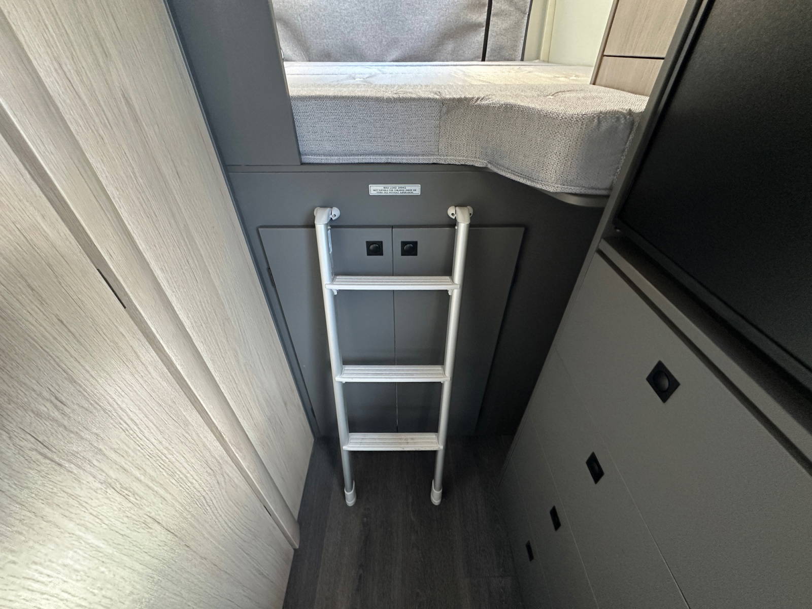 2026 Autotrail Expedition 68 For Sale AT5322 15