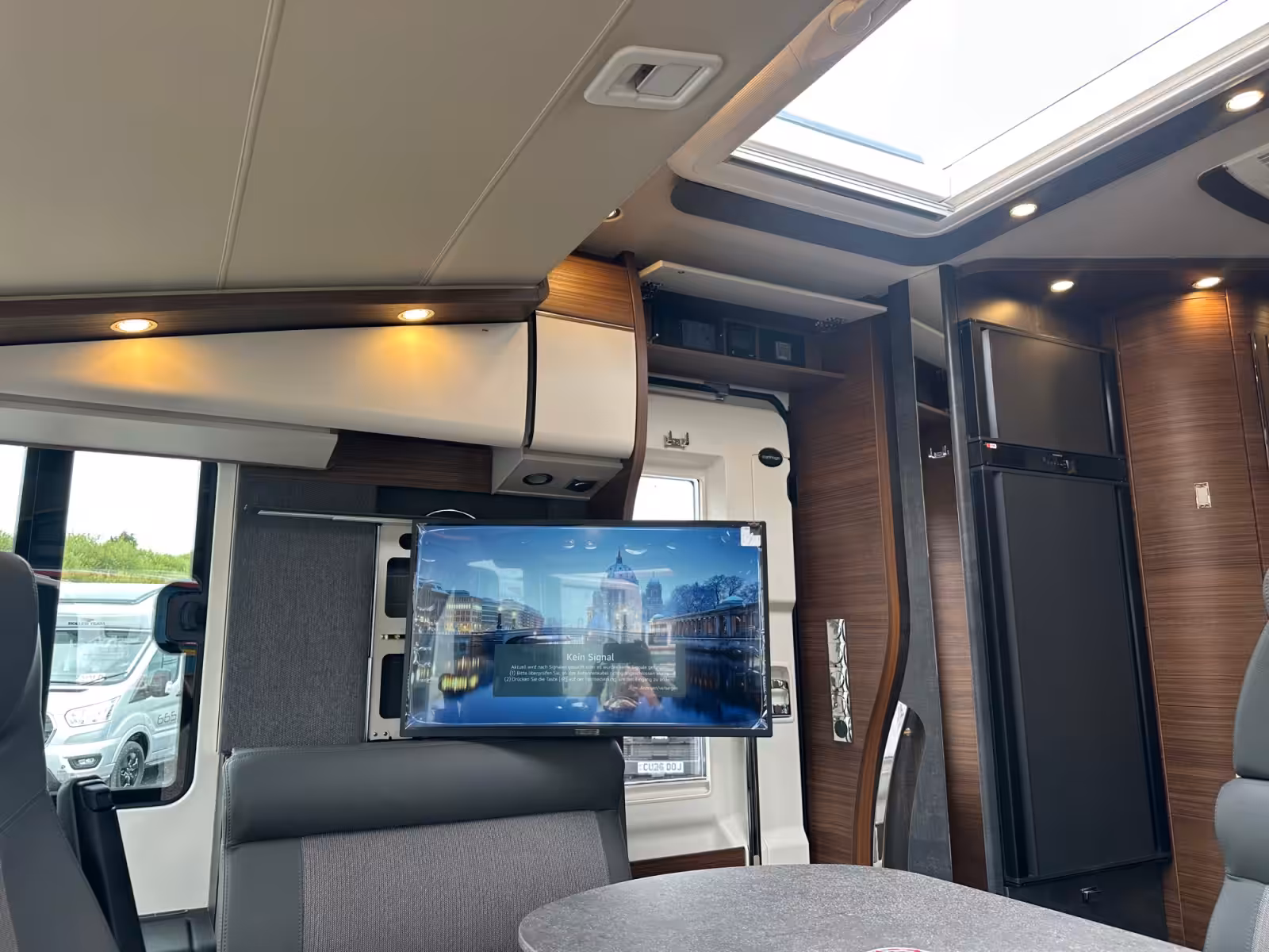 2026 Carthago C Line 5.0 QB L Motorhome For Sale CA5375 19