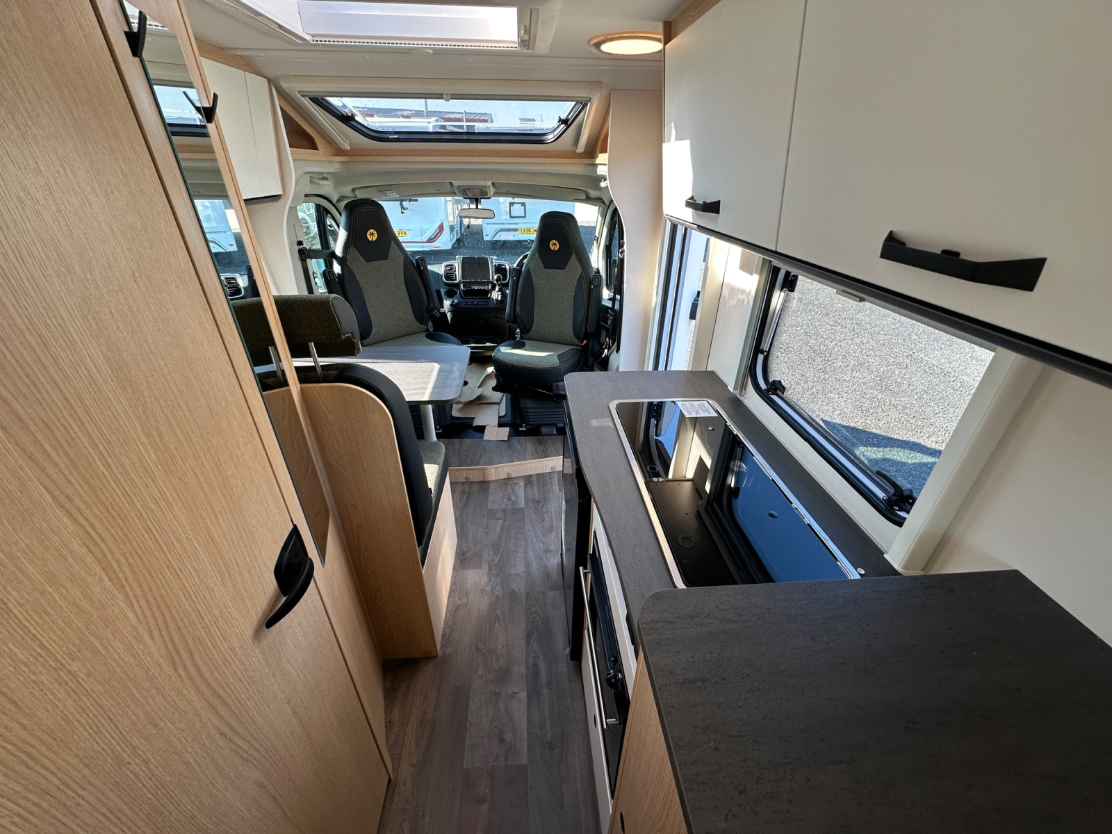 2025 Sunlight V66 Adventure For Sale SU5326 30