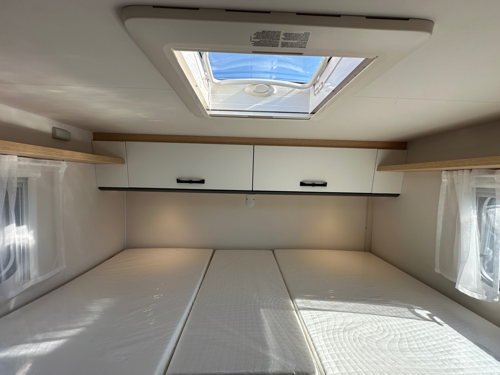 2025 Sunlight V66 Adventure For Sale SU5326 34