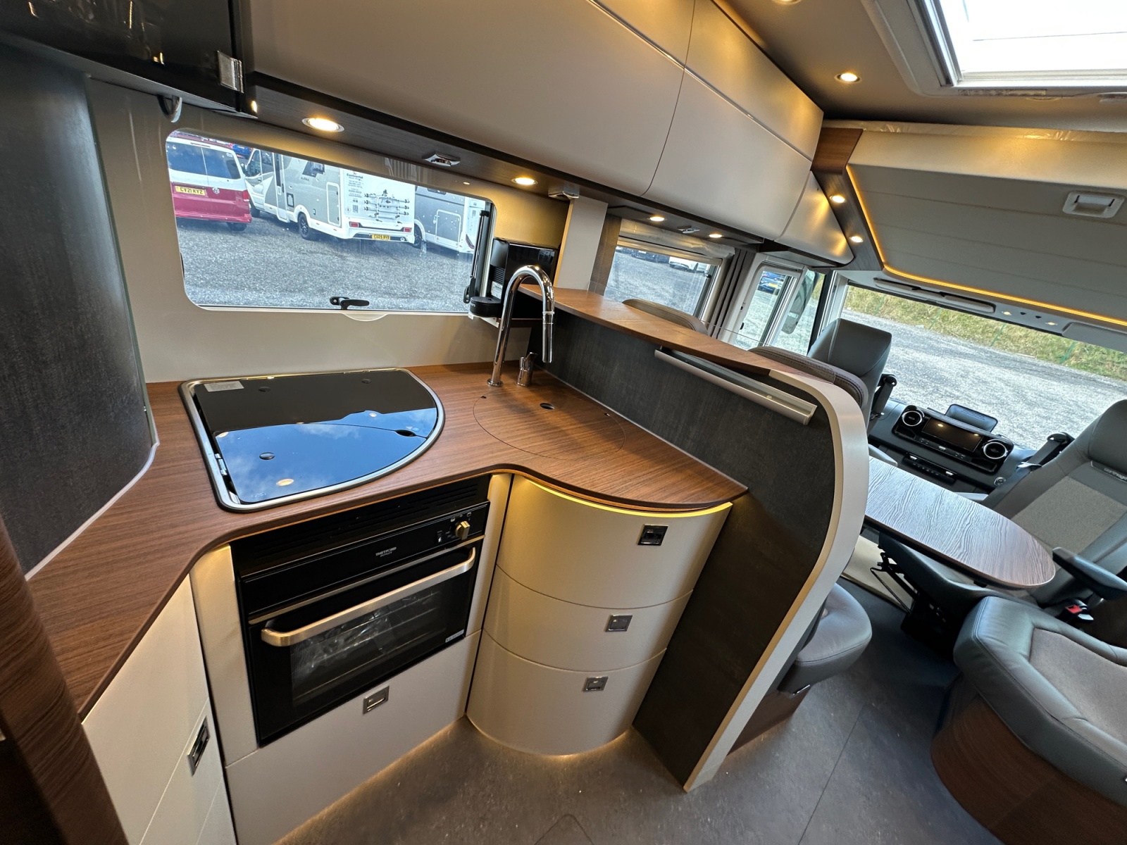 2026 Carthago Chic C Line I 4.9 LE For Sale CA5328 39