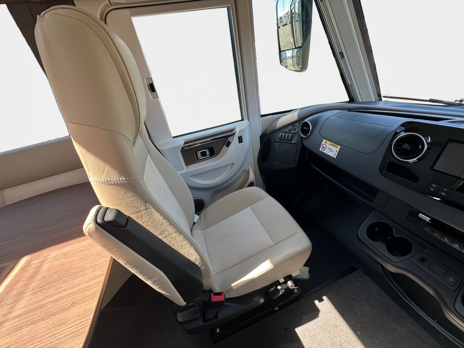2026 Carthago Chic C Line I 4.9 LE For Sale InteriorCA5328 2