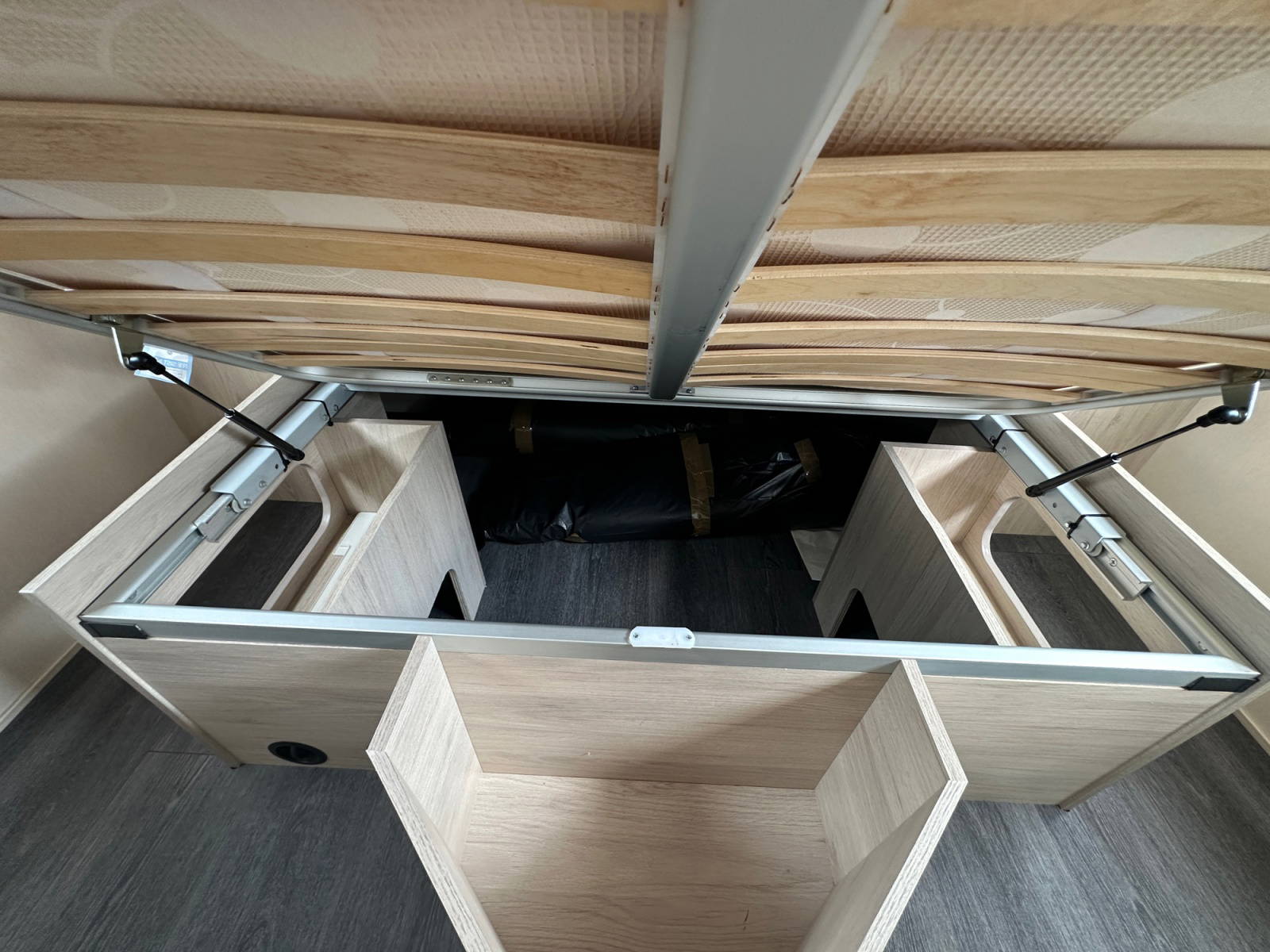 2022 Autotrail F74 Motorhome For Sale ROS357 54