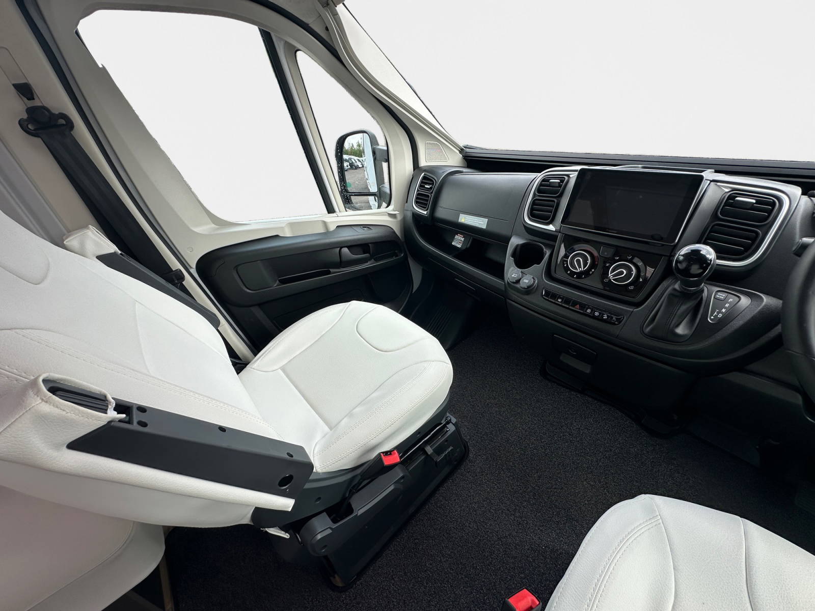 2025 Pilote P690D Evidence For Sale ROS355 10