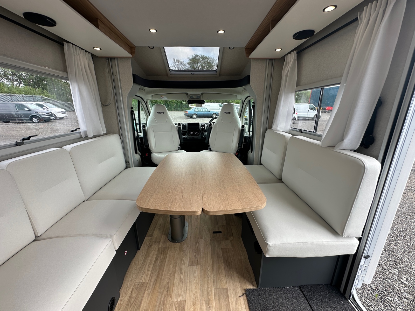 2025 Pilote P690D Evidence For Sale ROS355 24