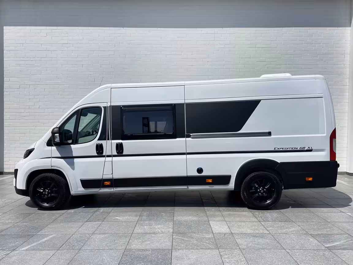 2026 Autotrail Expedition 68 XL For Sale AT5368 2